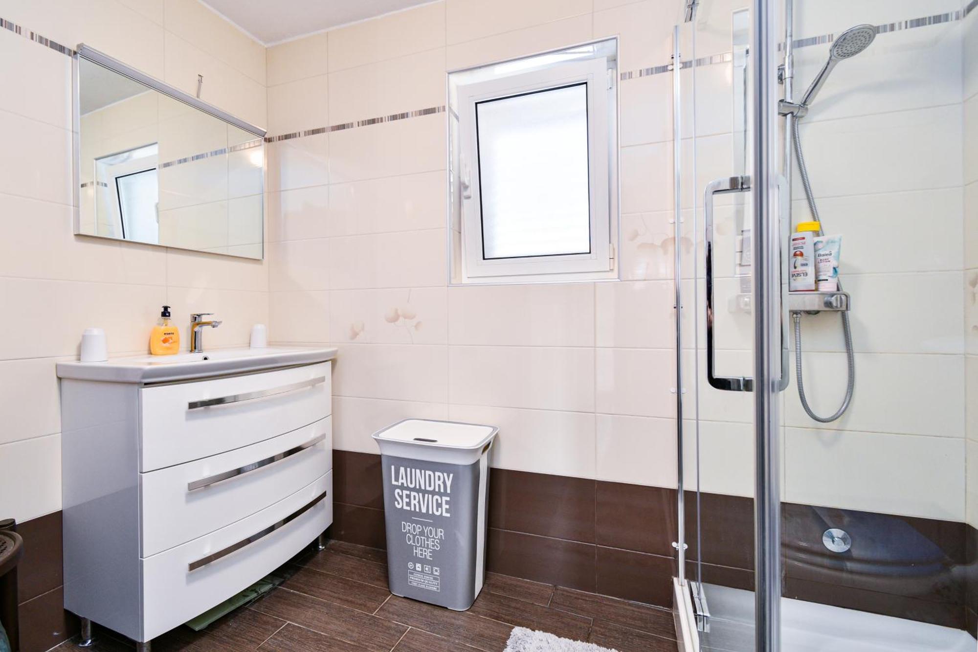 Apartman Lavanda Sa Bazenom I Okucnicom 4* Hreljin Esterno foto