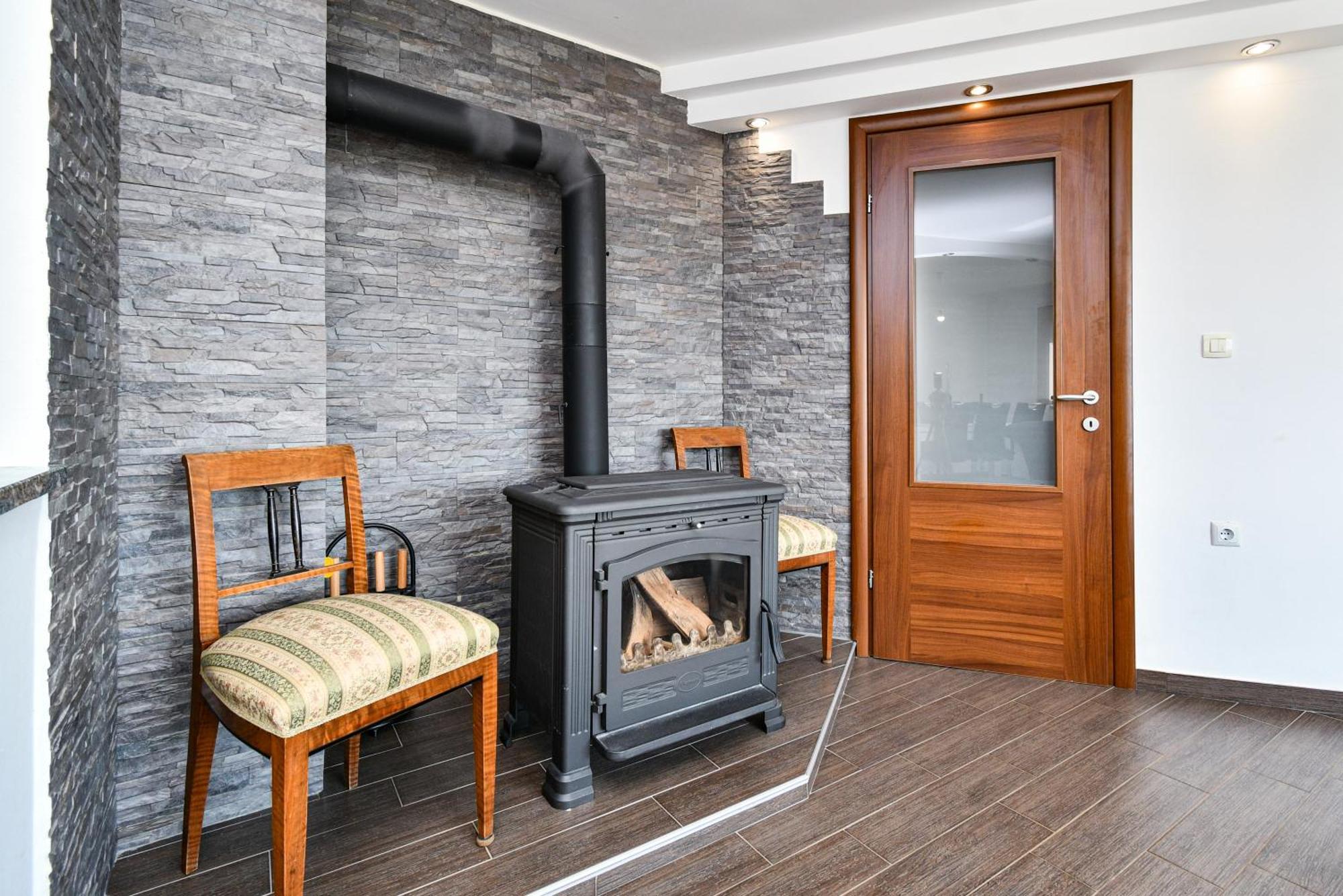Apartman Lavanda Sa Bazenom I Okucnicom 4* Hreljin Esterno foto