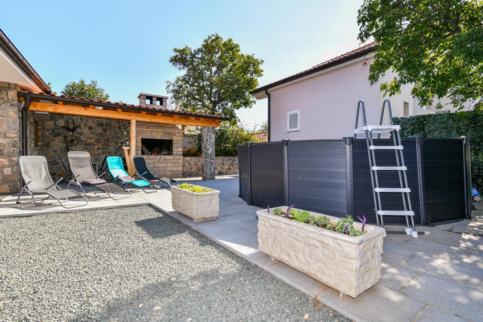 Apartman Lavanda Sa Bazenom I Okucnicom 4* Hreljin Esterno foto