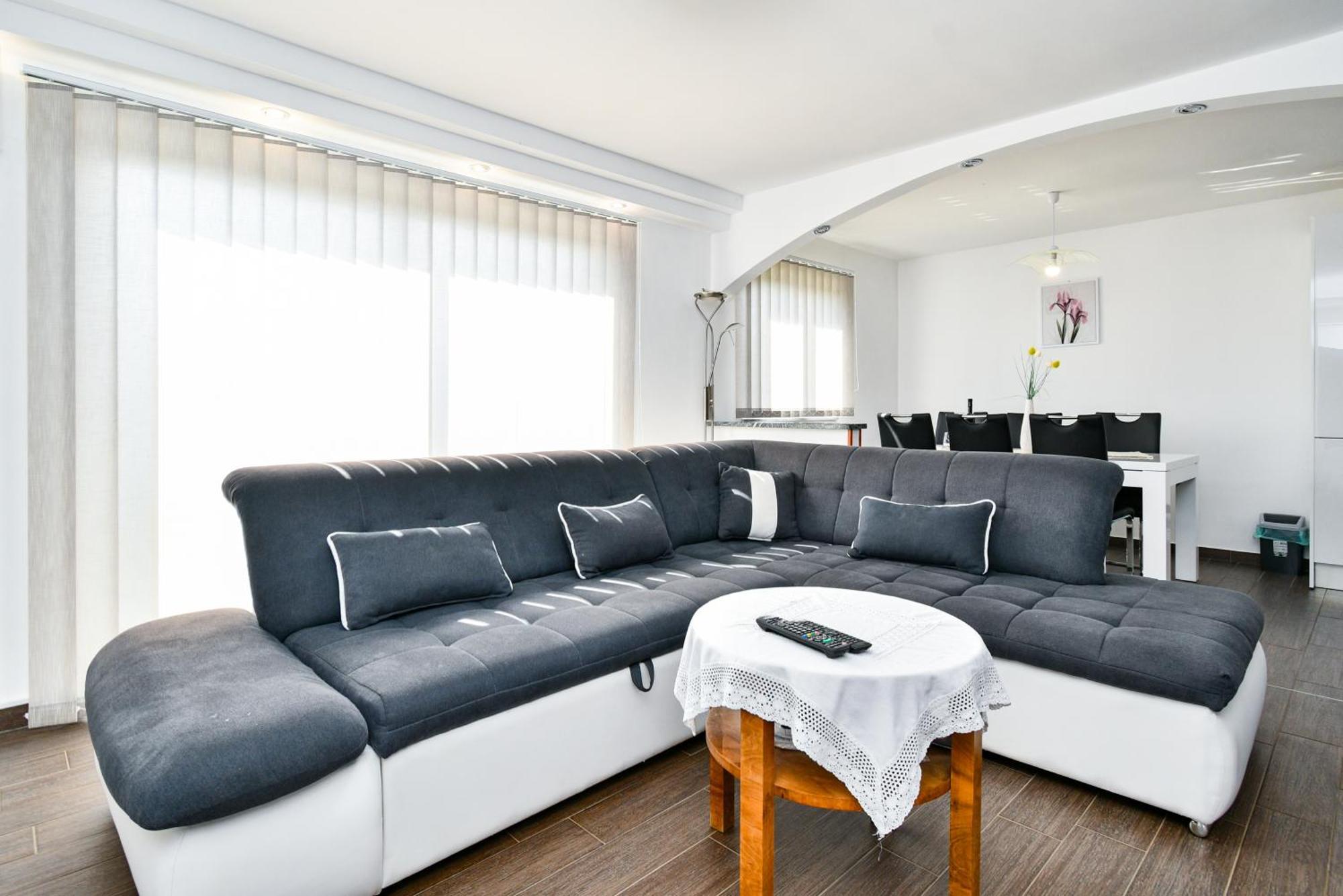 Apartman Lavanda Sa Bazenom I Okucnicom 4* Hreljin Esterno foto