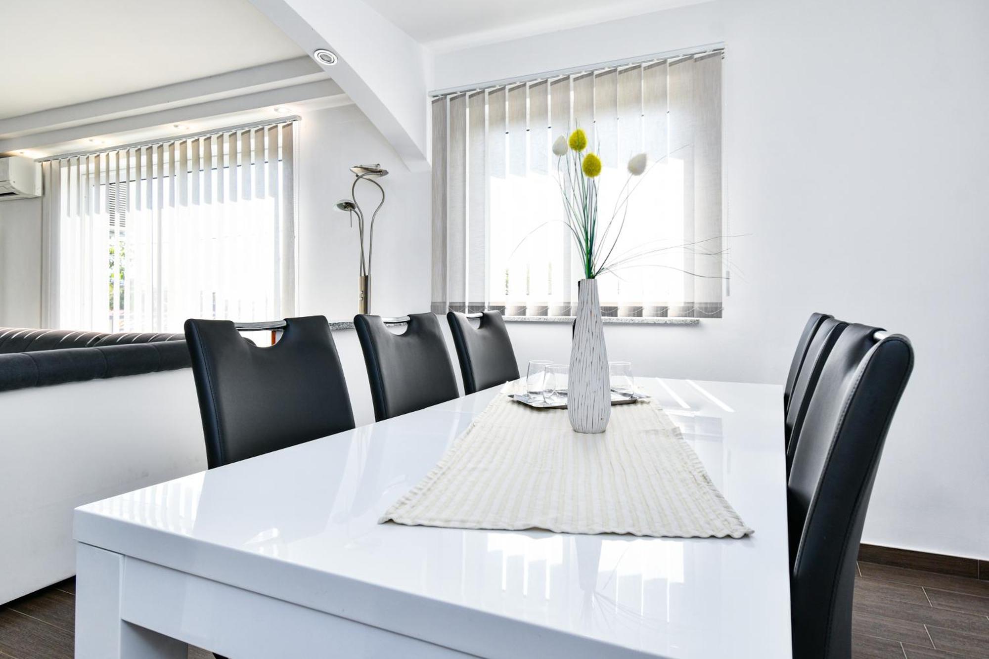 Apartman Lavanda Sa Bazenom I Okucnicom 4* Hreljin Esterno foto